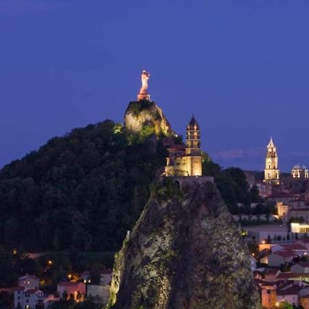 Le Puy-en-Velay Bel Appartement Au Coeur Du Puy En Velay מראה חיצוני תמונה